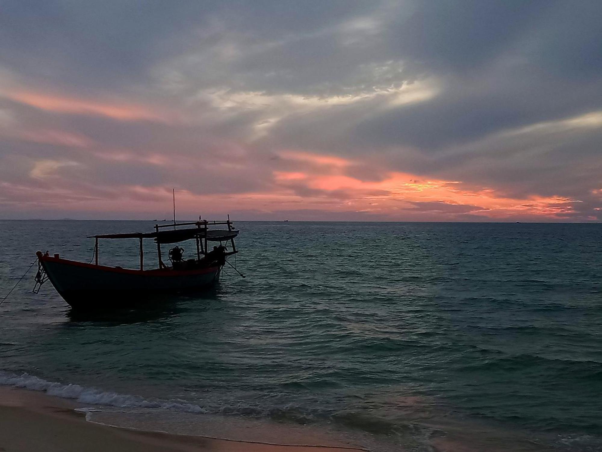 Baloo Guesthouse Koh Rong Sanloem Luaran gambar