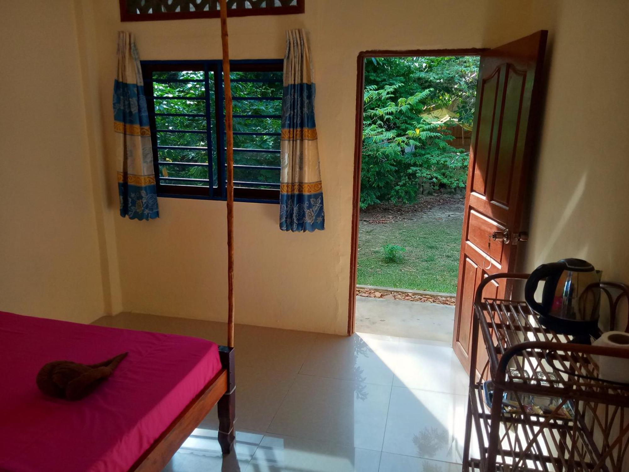 Baloo Guesthouse Koh Rong Sanloem Luaran gambar